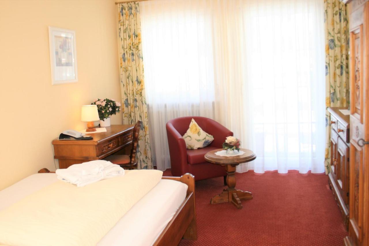 Hotel Allgaeuer Hof オーバーシュタウフェン エクステリア 写真