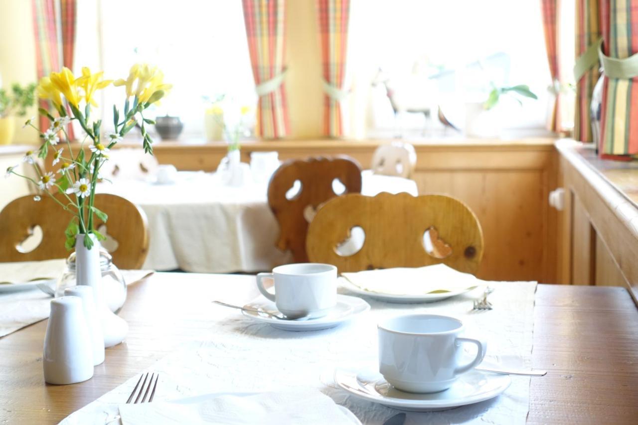 Hotel Allgaeuer Hof オーバーシュタウフェン エクステリア 写真